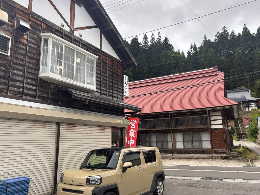 知る人ぞ知る砂子原の名店まんさく。お昼はせど森特別メニュー！