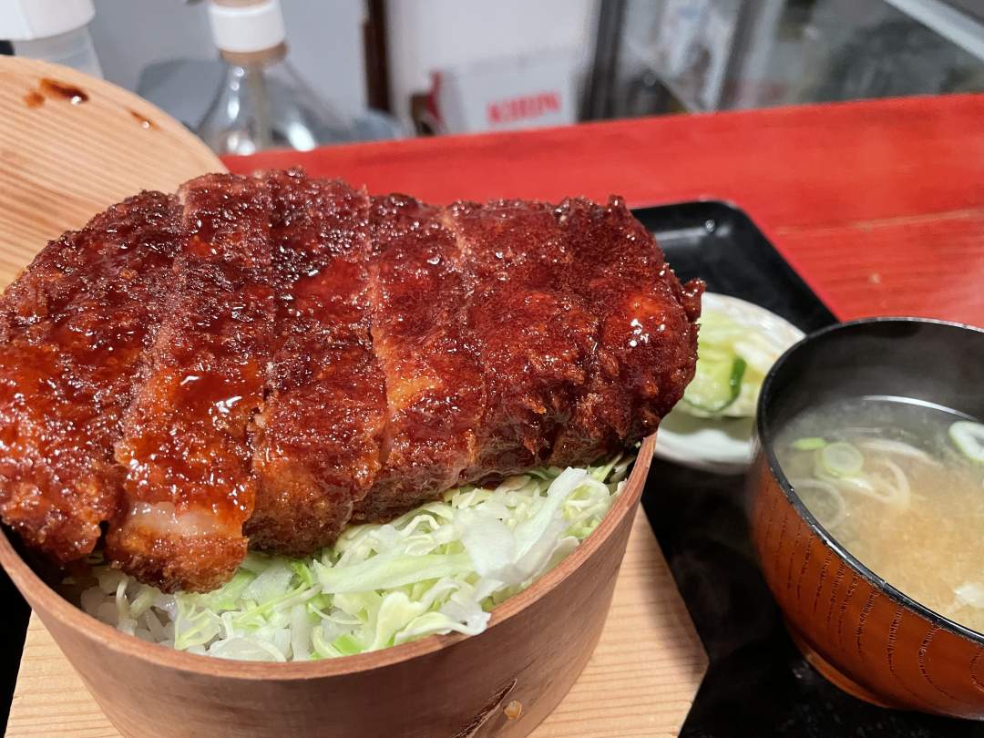 喜多方ラーメンでもOKです。お好きなお店にご案内します。