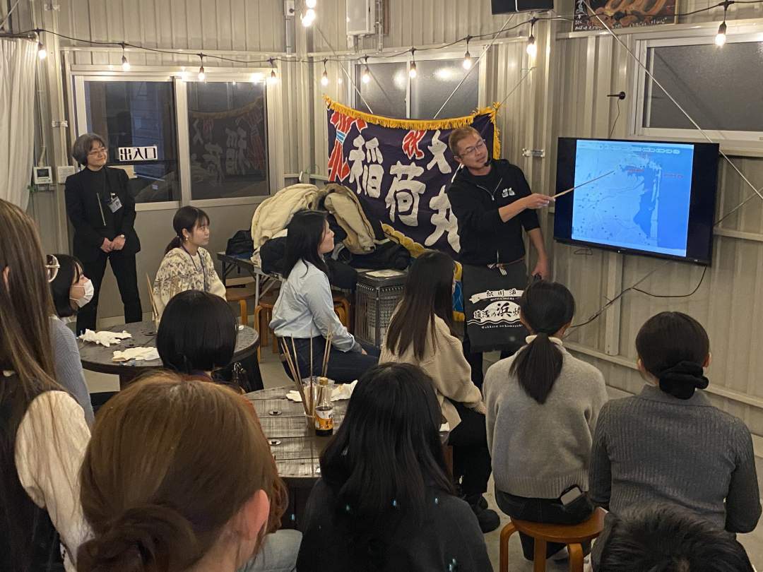 【福島・相馬市】若旦那と楽しむ、松川浦伝統の浜焼き体験！（宿泊セットプラン @遊学の宿いさみや）