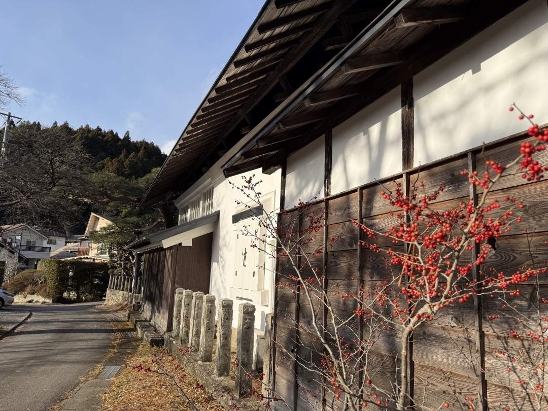 酒造りはとてもデリケートです。ご旅行前１０日間は納豆は召し上がらないようお願いいたします