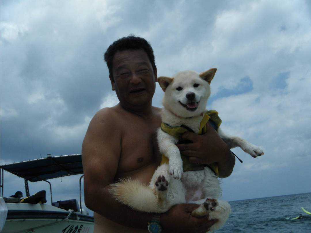 岩本哲男
