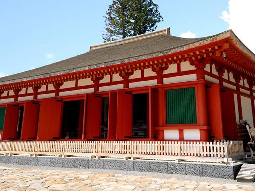 9時頃にホテル等指定された場所へお迎えに参ります。