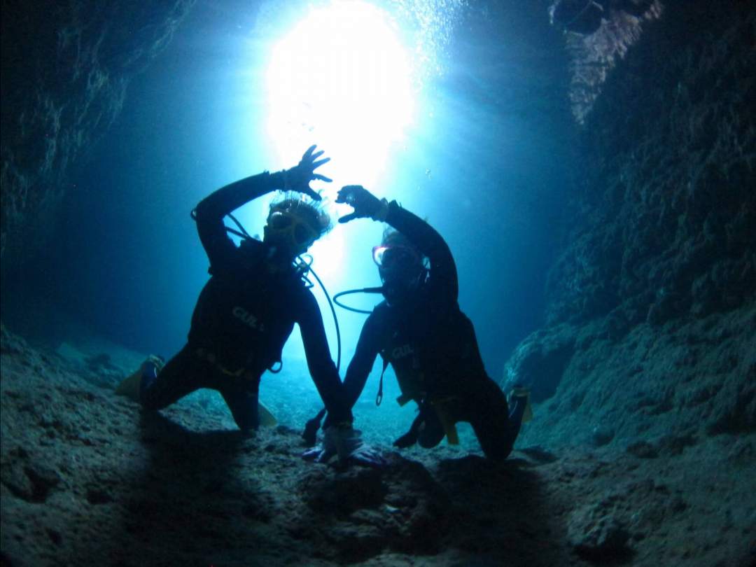 沖縄・青の洞窟・体験ダイビング