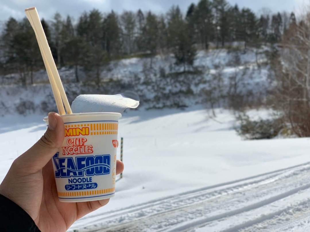 【福島・昭和村】スノーモービルで雪原ツーリング！築150年以上の古民家に泊まる、冬の秘密基地体験