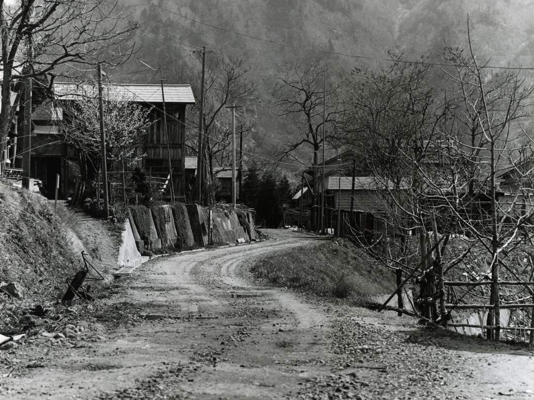 1979年4月撮影
この風景は今はどのようになっているのでしょうか。