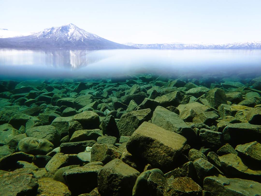 [初心者大歓迎]手ぶらでOK！写真プレゼント♪水質トップクラスの透明度を誇る、北海道国立公園支笏湖を、北海道初上陸クリアカヤックで体感！ファミリー・女性・カップル・にお勧め