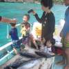 【宮古島・伊良部島】【2セット】青の洞窟シュノーケリング・シーカヤックツアー・船上カツオの解体ショーお刺身食べ放題！！