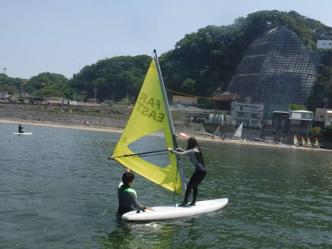 海の上でもインストラクターが丁寧に指導します