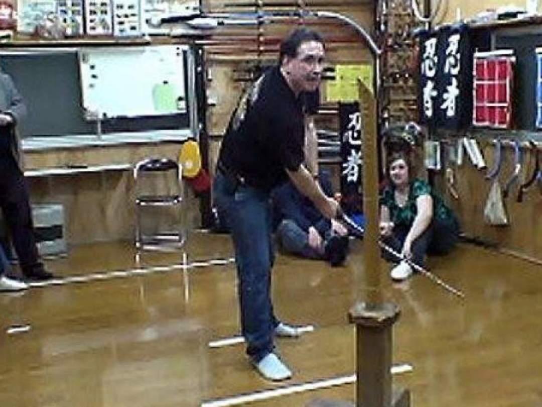 【東京都・練馬区】道場で真剣試し斬り体験