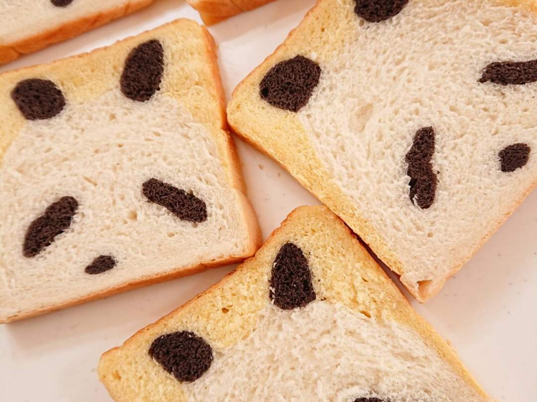 金太郎飴みたいなパン作り　　デコ食パン