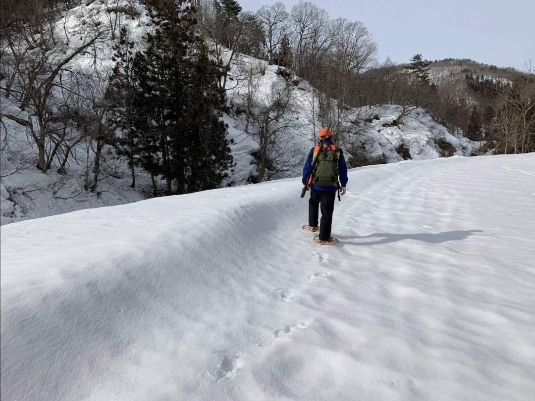 福島県・奥会津】かんじきを履いて雪山散策！ 古民家に泊まる狩猟体験 