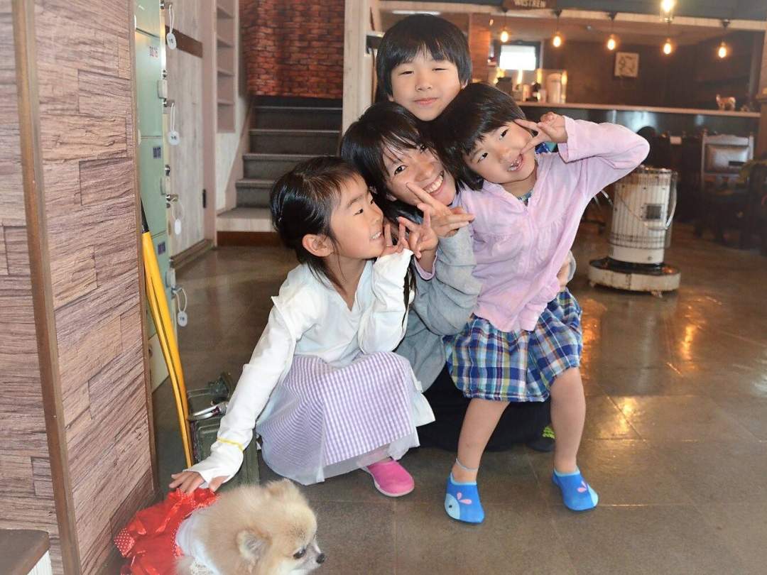 看板犬がお出迎え