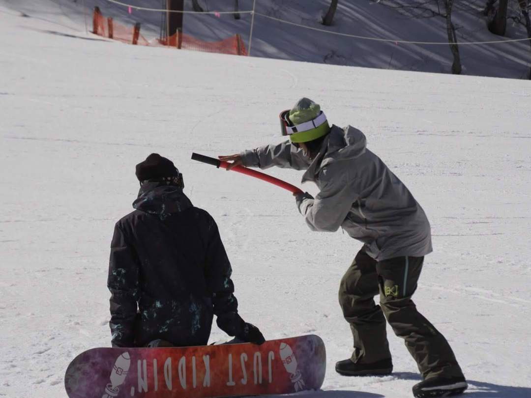 【群馬 みなかみ】プロスノーボーダーが教える初心者スノーボードレッスン☆半日コース
