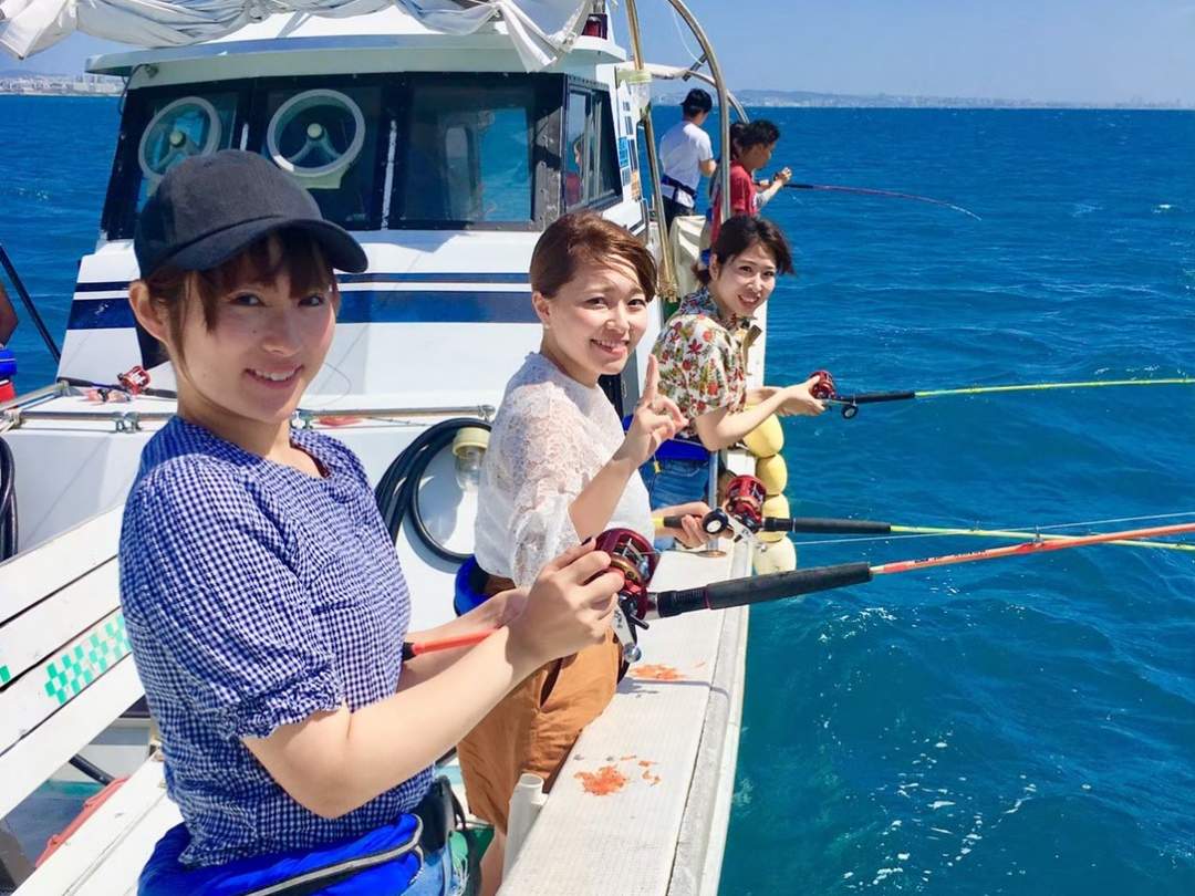 【沖縄本島・中部・嘉手納漁港発】【当日予約OK】3歳～ご参加OK♪初めての釣り体験にピッタリ！2時間で楽しめる南国フィッシングツアー☆【1名様～出航！】【初心者の方向け】