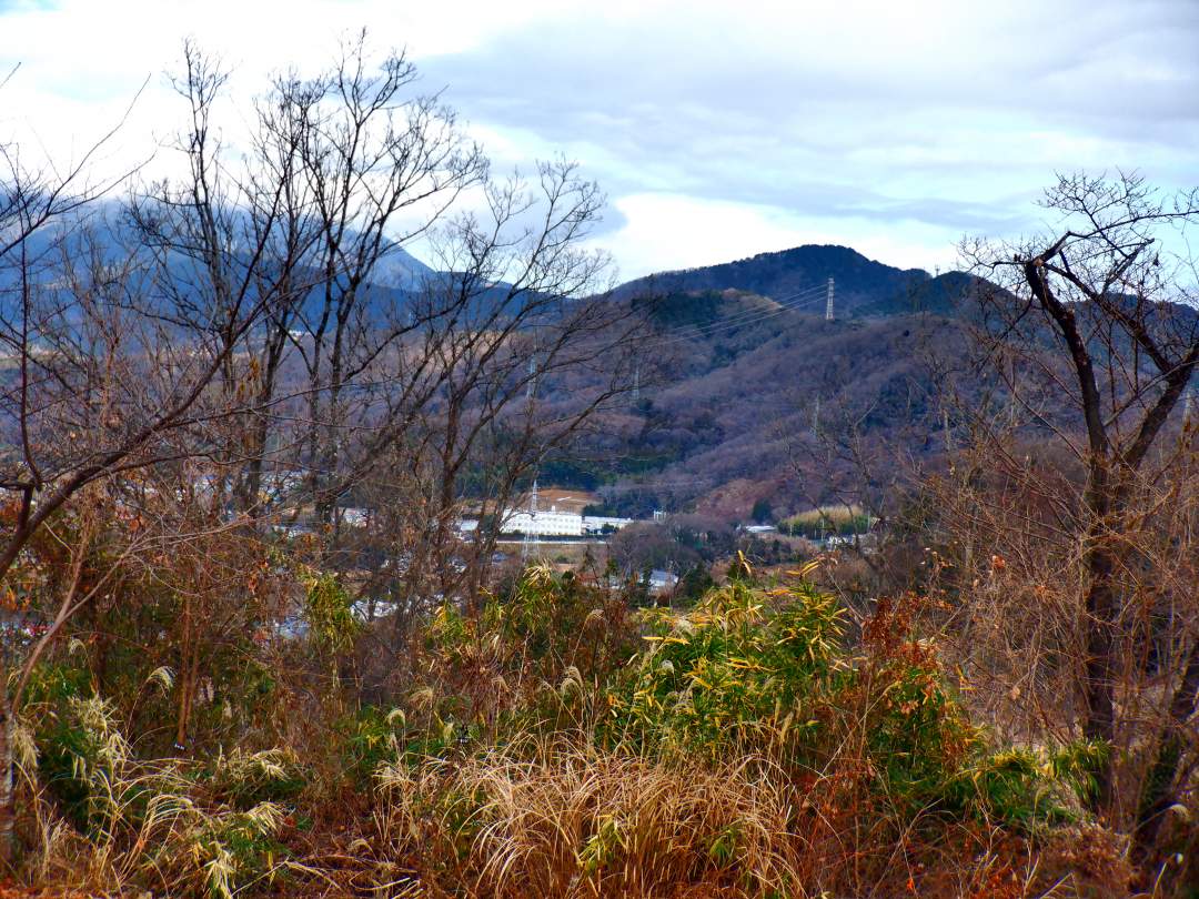 登山地図で山々の名前をお教えします（山座同定といいます）