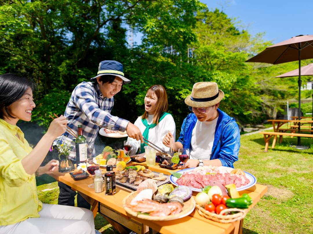 【肉肉BBQ】火おこしゴミ持帰りなし！食後は足湯に浸かりながらほっこり一息。