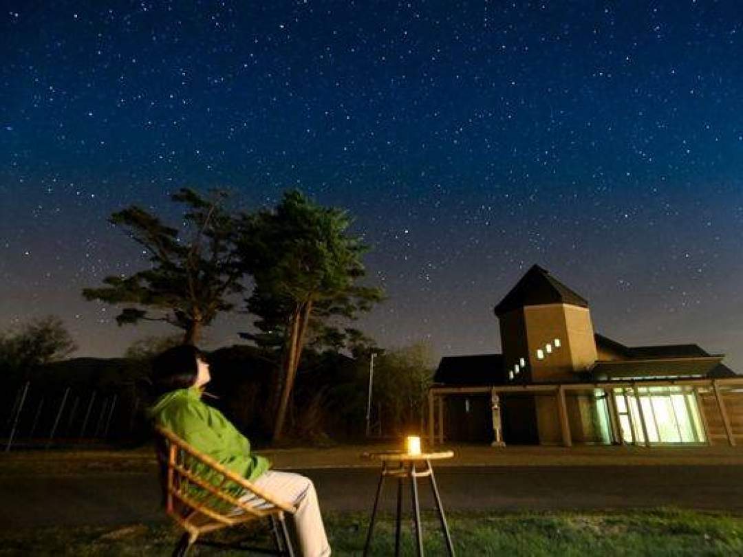 【福島・裏磐梯】星空ガイドが高原の夜空へお連れします「星空さんぽ」。