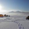 凍った桧原湖と磐梯山