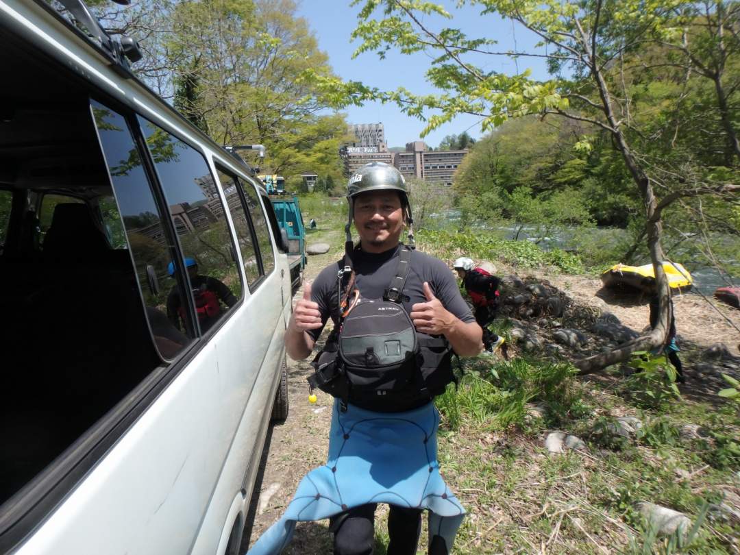 チーフガイドのイショールさん