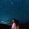恋人とロマンチックな星空観察