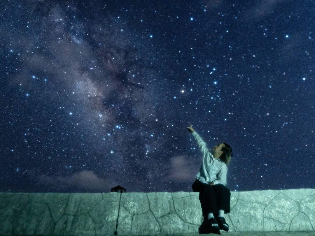 一緒に星空観察の旅へいきましょう！ここだけの話が聞けるかも？