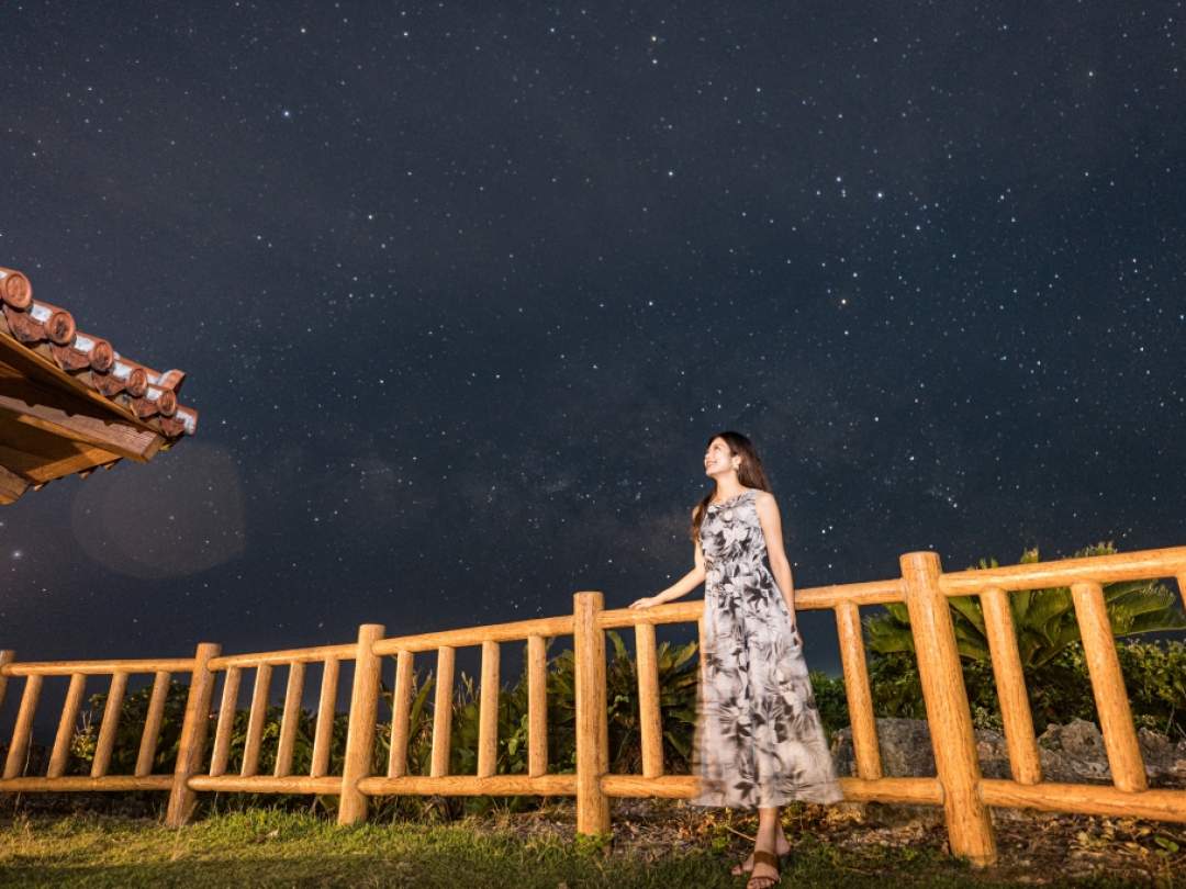 ＜沖縄・南部＞星空フォトと宙さんぽ　in 選べる南部（糸満、知念）参加者毎に星達バックに撮影　天候不良の場合：日程変更or全額返金☆彡卒旅応援