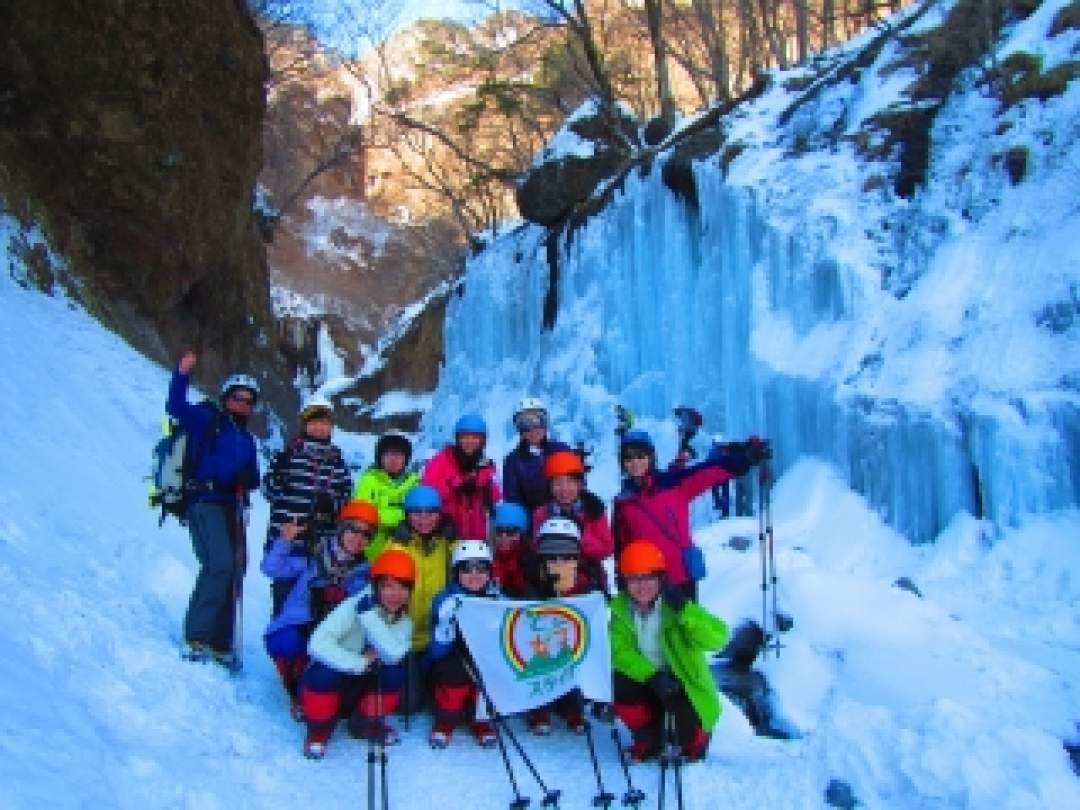 【栃木・日光】女子限定！日光が誇る氷の神殿★雲竜渓谷トレッキングへ！