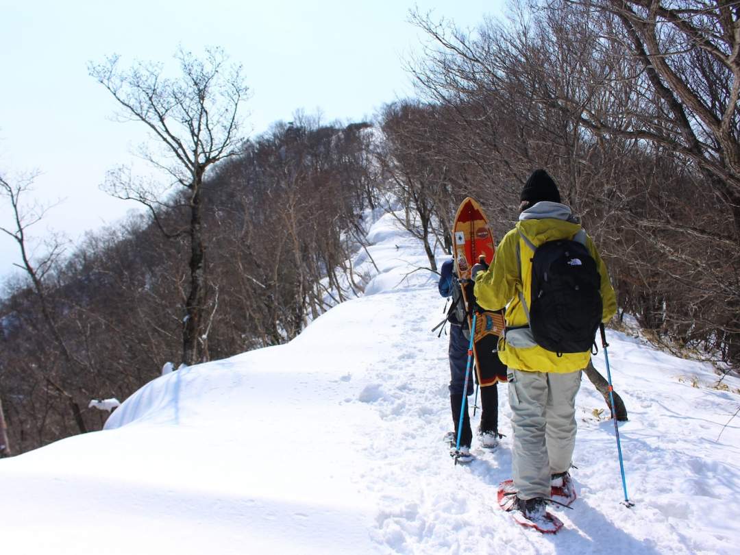 【群馬・みなかみ】初心者におすすめ！「西洋かんじき」で雪山プチ登山体験。