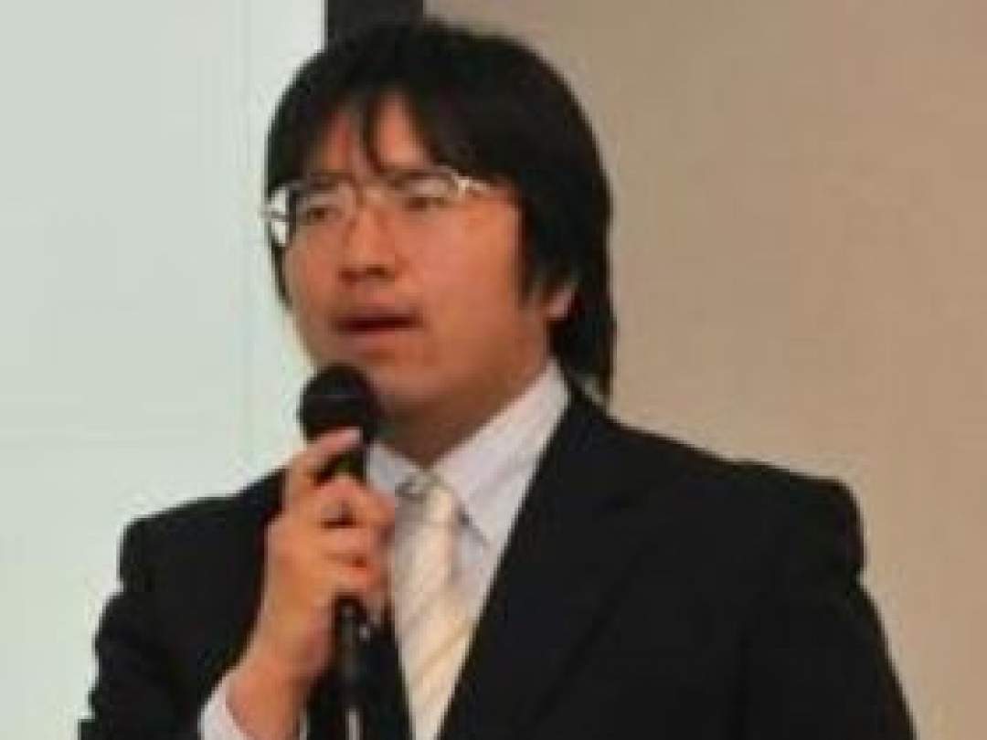 小室 匡史