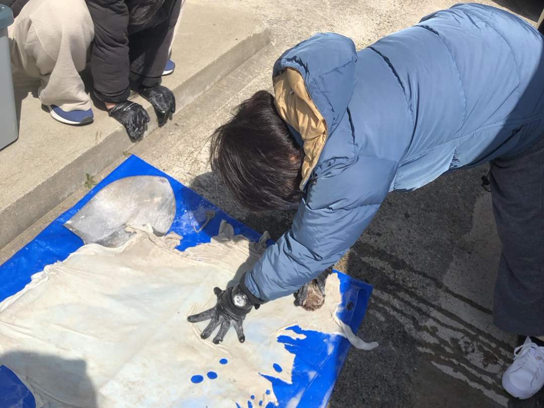 鹿皮から楽器を作ろう！南会津で鹿皮のマラカス作り体験（鹿肉を使った昼食付き）