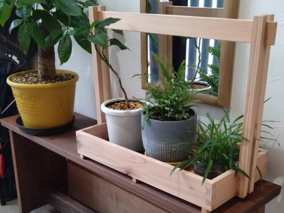 ますの縦横を長くし、持ち手をつけました。
※観葉植物は付属いたしません
