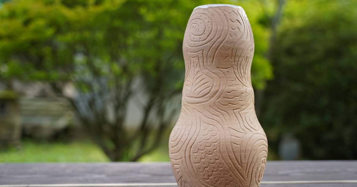アジアンな削り模様が美しい大きな花瓶のお取り寄せ販売(通販